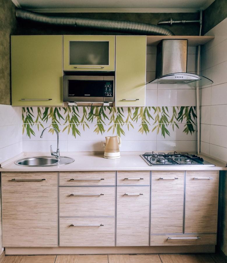Apartment 2 к рядом стадион металлист м. спортивная.